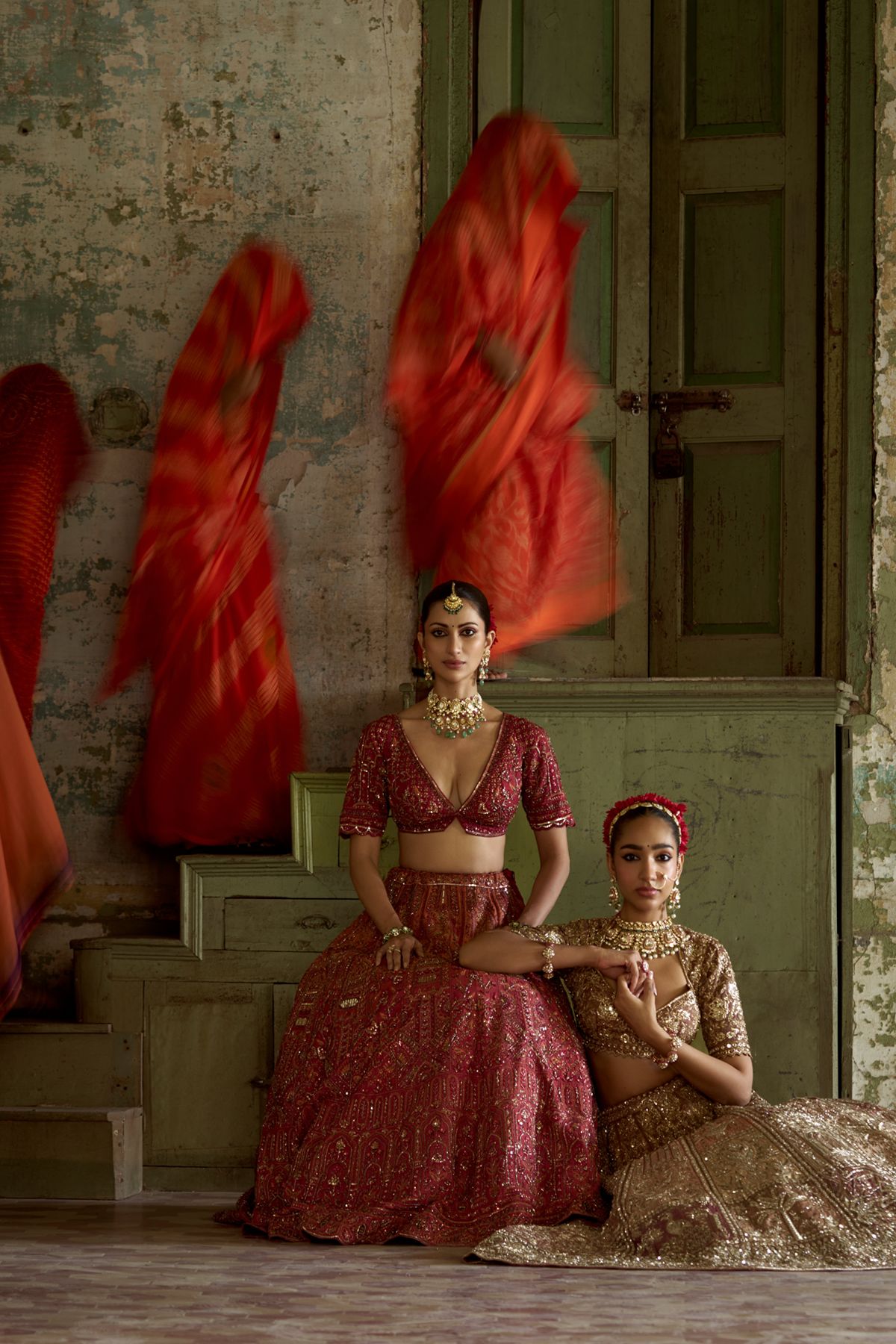 Ombre Red Kahaani Lehenga
