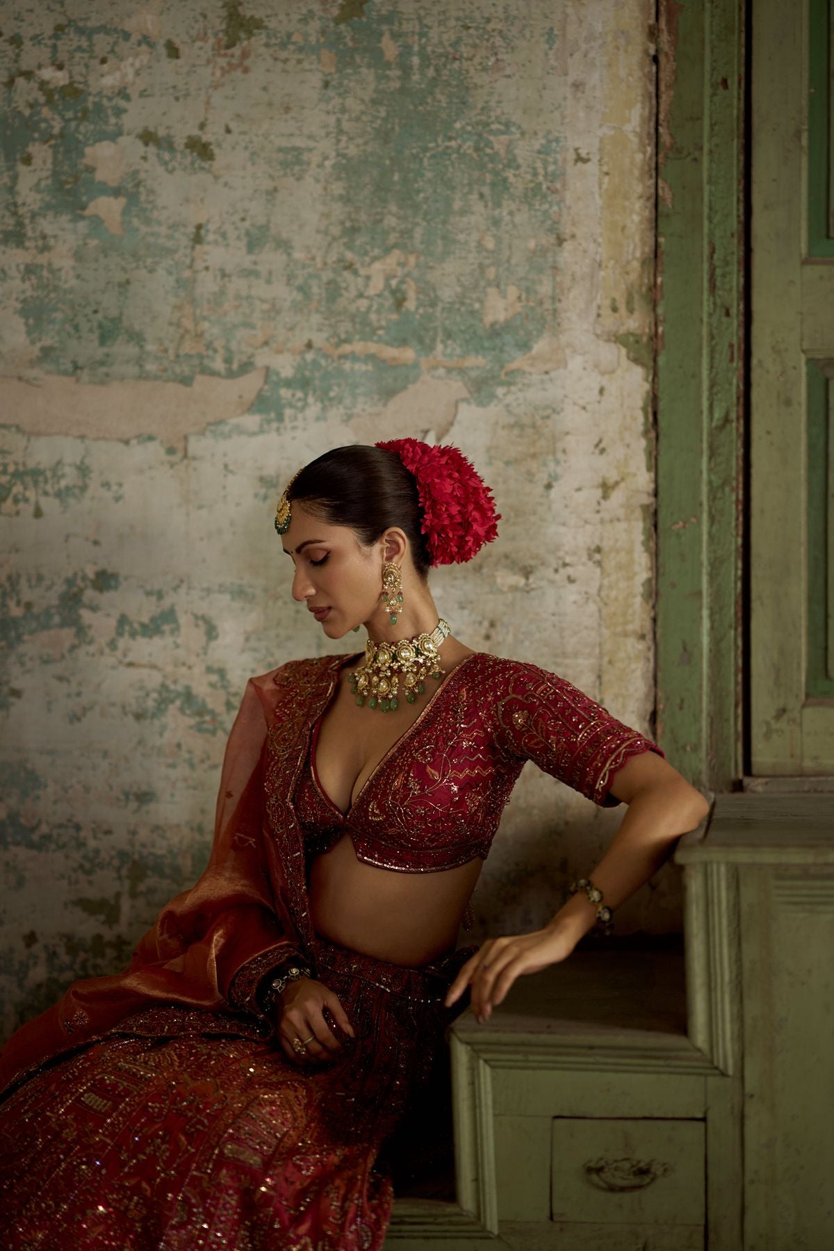 Ombre Red Kahaani Lehenga