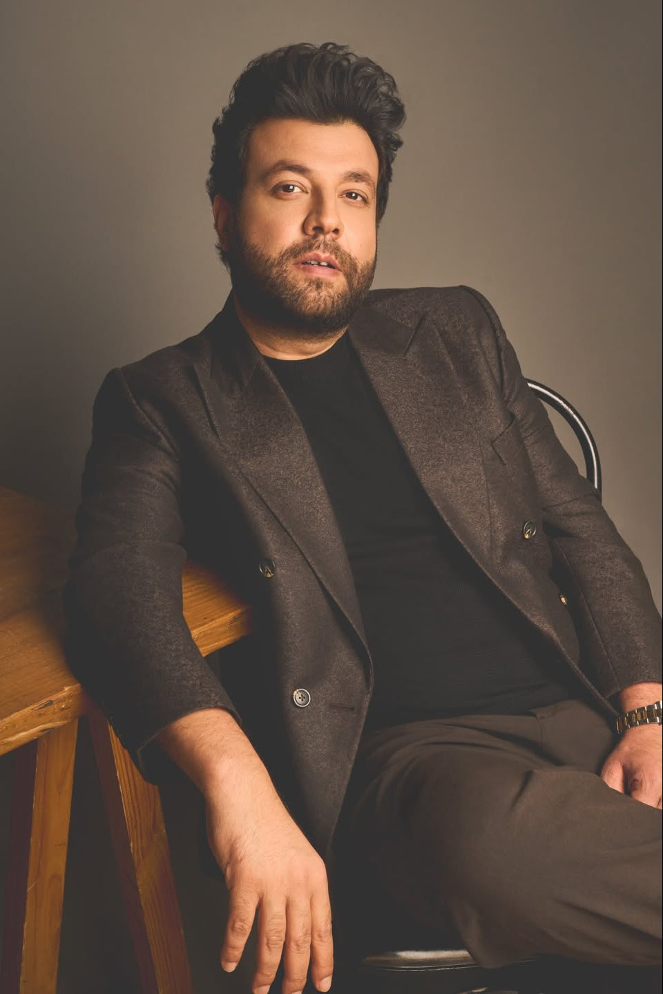 Varun Sharma – Charcoal Grey Double-Breasted Blazer
