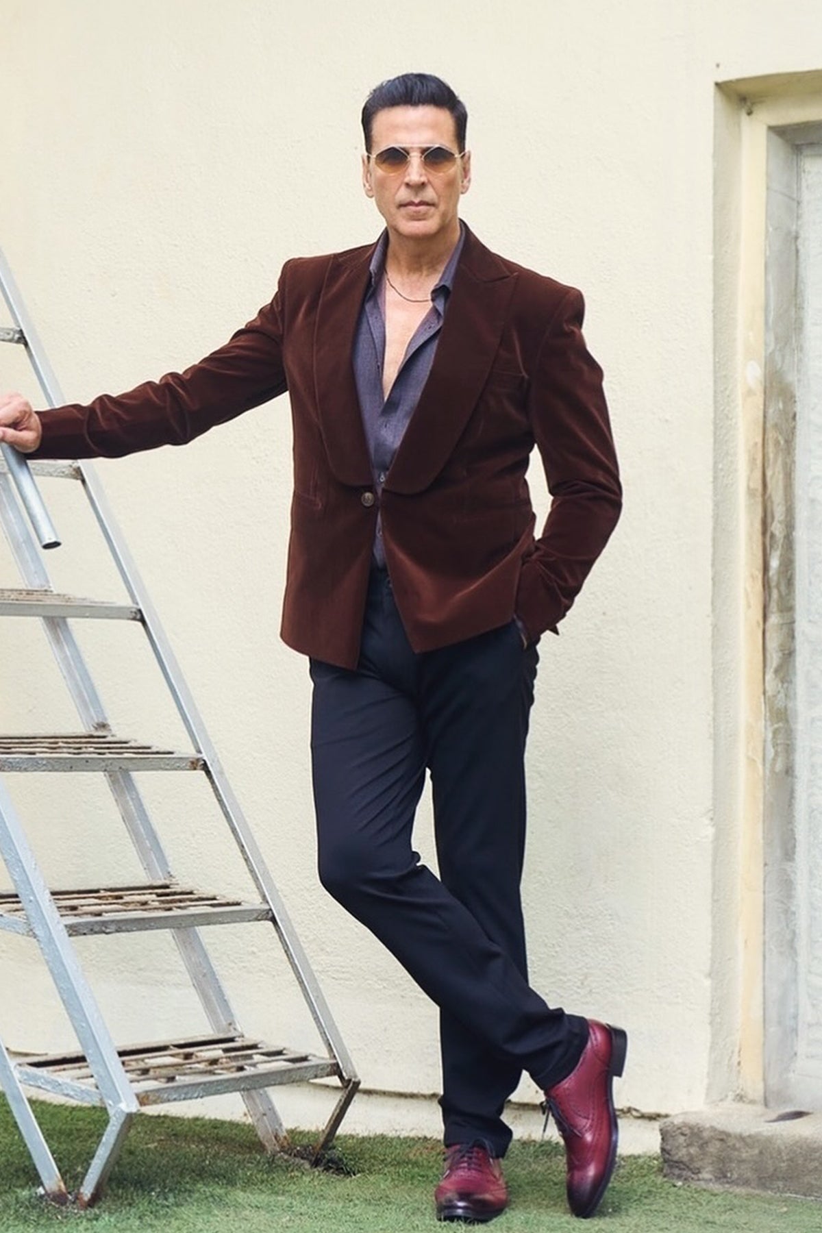 Akshay Kumar in Burgundy Velvet Blazer