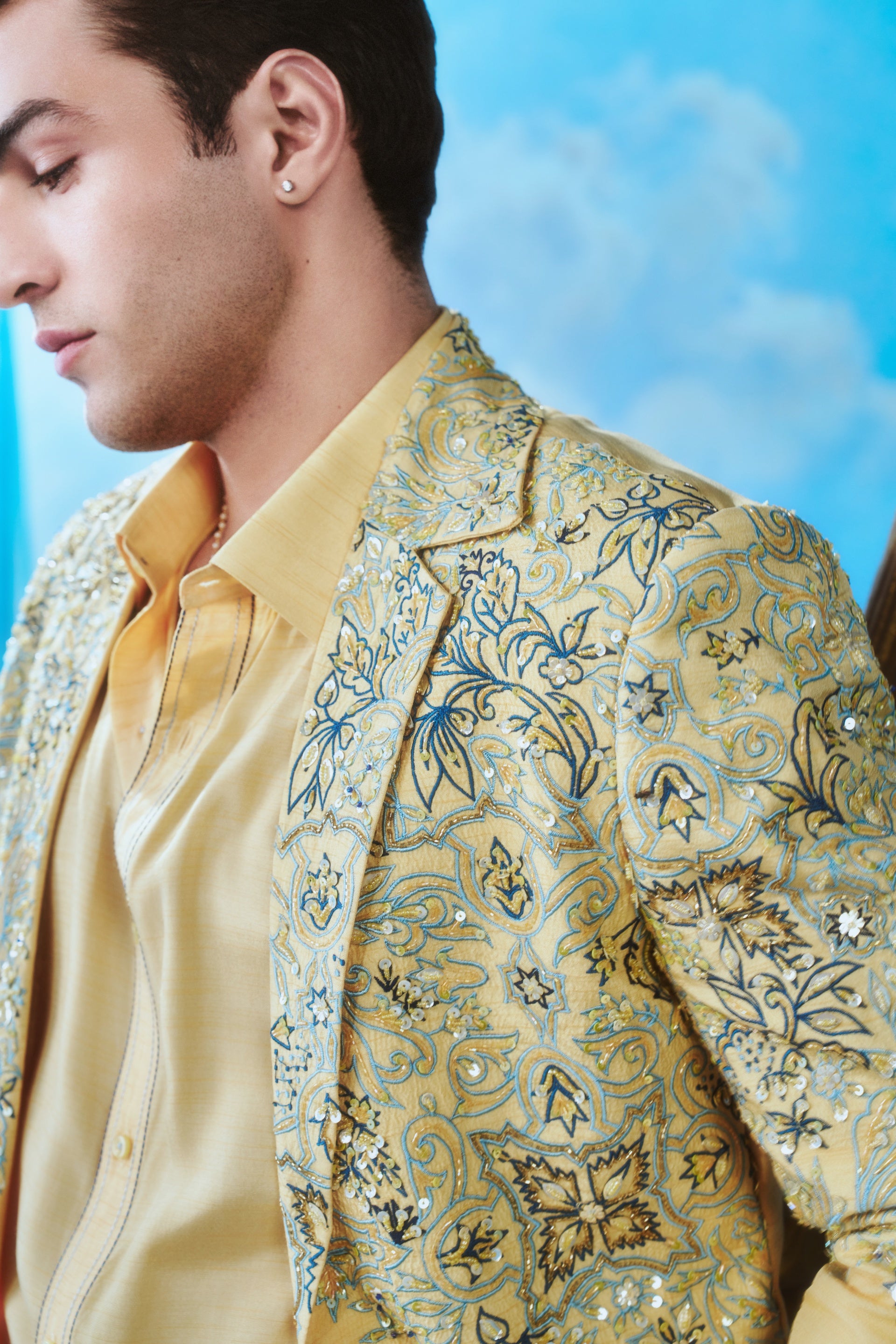 Sunlit Floral Embroidered Suit - embroidery close up at chest and lapel