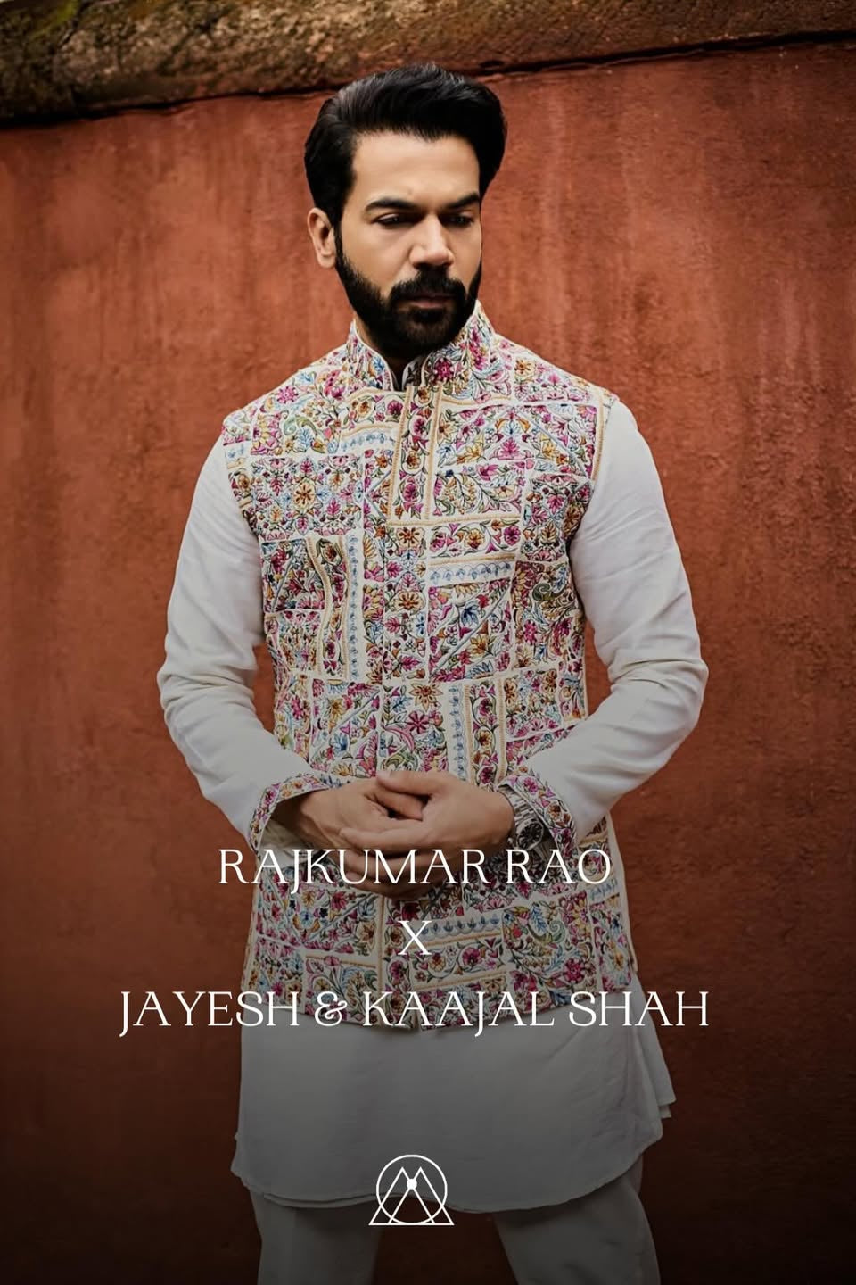 Rajkummar Rao – Multicolour Kashmiri Embroidered Bandi Set