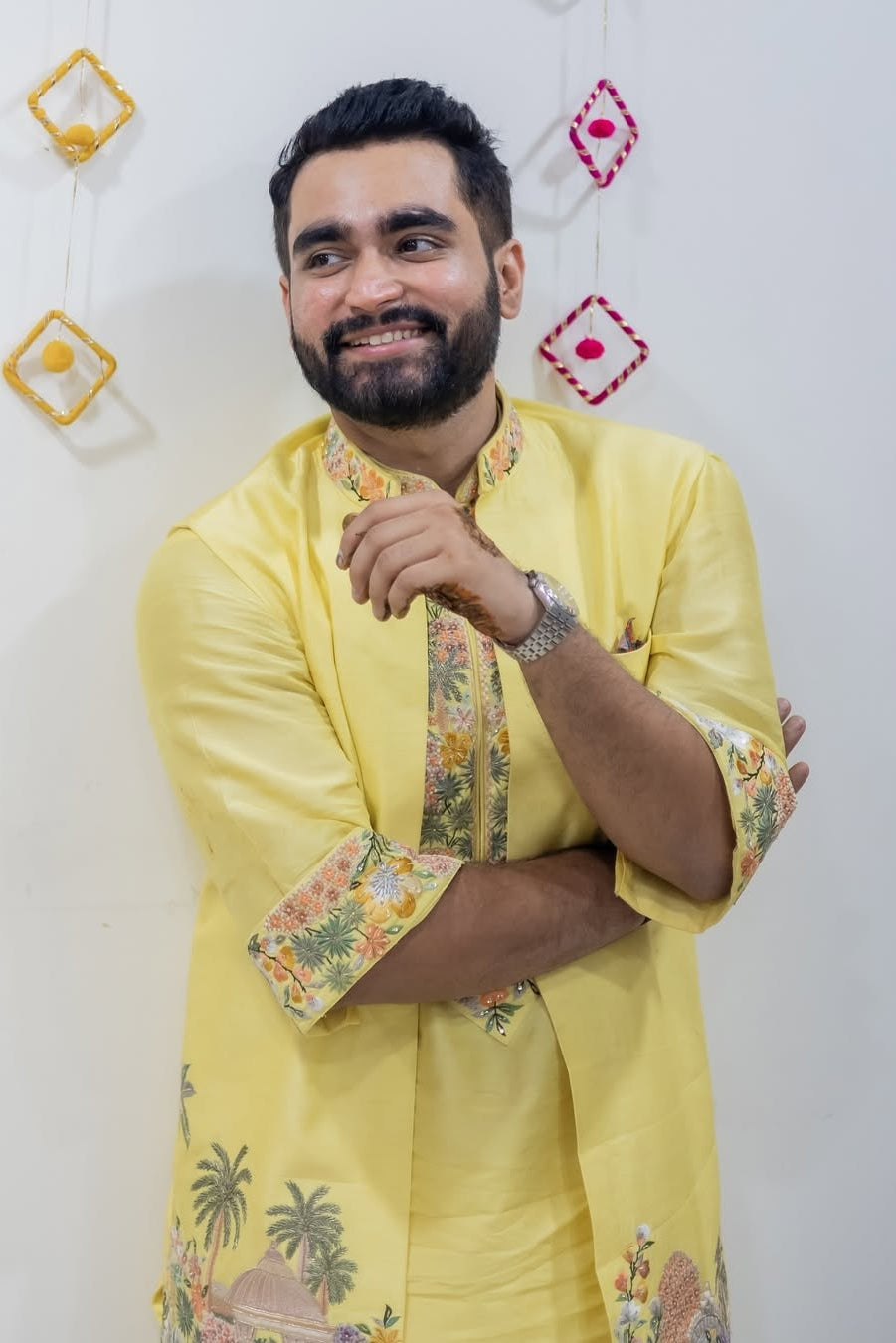 Viraj Ghelani – Sunshine Yellow Floral Bundi Set